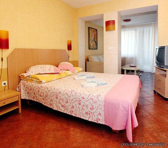 Velga Hotel Vilnius Luaran gambar